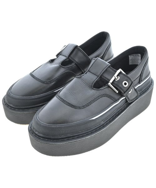 DIESEL รองเท้าผ้าใบ