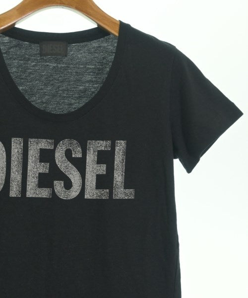 DIESEL เสื้อยืด/เสื้อท็อปส์