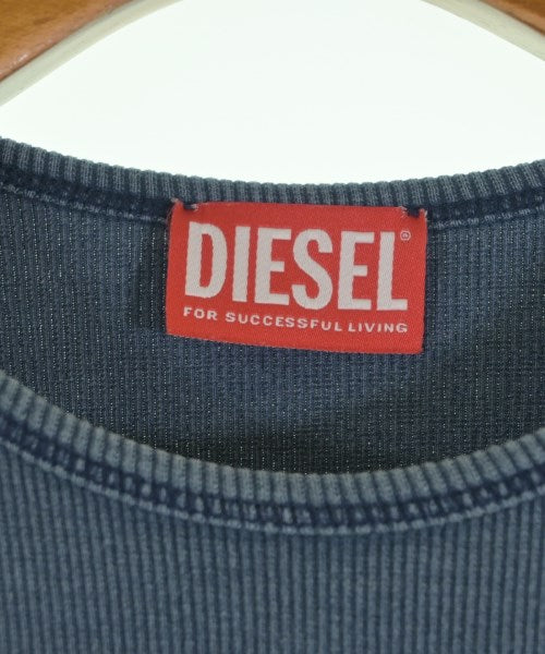 DIESEL เสื้อยืด/เสื้อท็อปส์