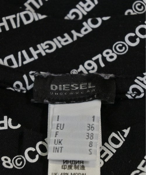 DIESEL เสื้อยืด/เสื้อท็อปส์