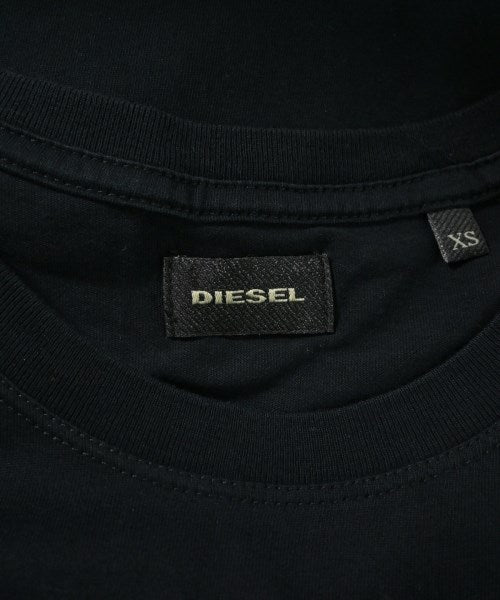 DIESEL เสื้อยืด/เสื้อท็อปส์