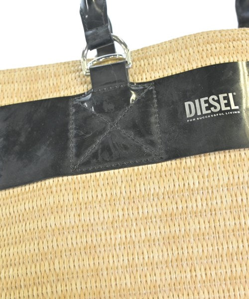 DIESEL กระเป๋าถือขนาดใหญ่