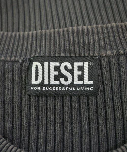 DIESEL เสื้อยืด/เสื้อท็อปส์
