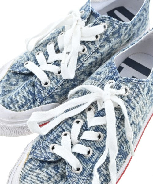 DIESEL รองเท้าผ้าใบ