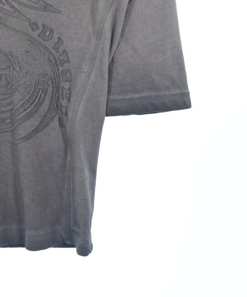 DIESEL เสื้อยืด/เสื้อท็อปส์