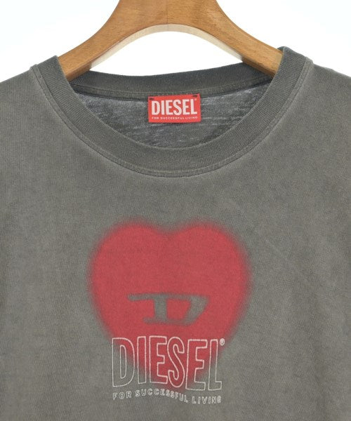DIESEL เสื้อยืด/เสื้อท็อปส์