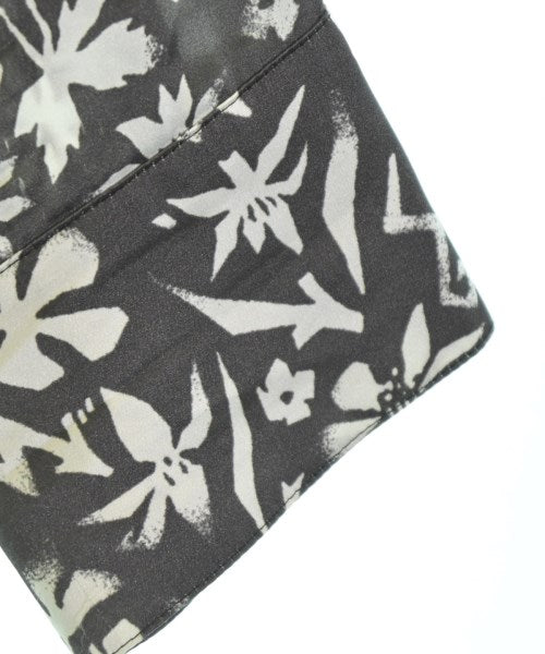 JOURNAL STANDARD เสื้อลำลอง