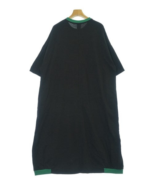 FRAPBOIS ชุดเดรส