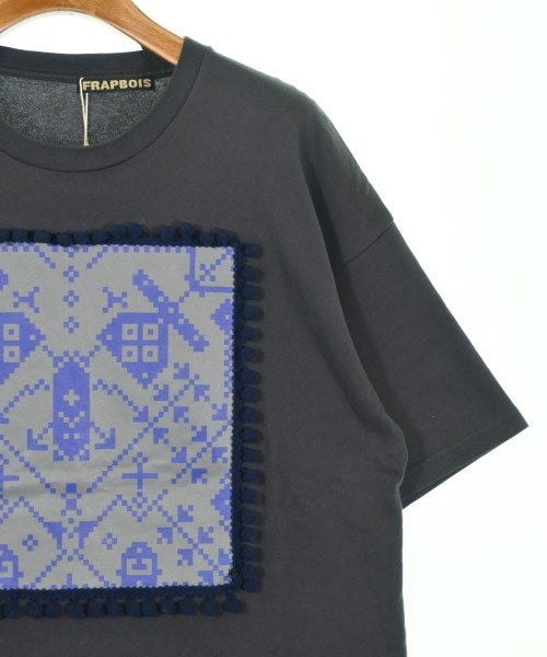 FRAPBOIS เสื้อยืด/เสื้อท็อปส์