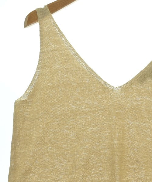 BANANA REPUBLIC เสื้อแขนกุด