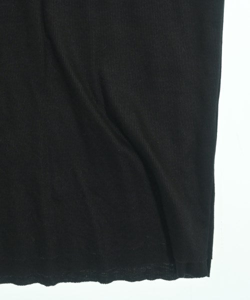 AKM เสื้อยืด/เสื้อท็อปส์