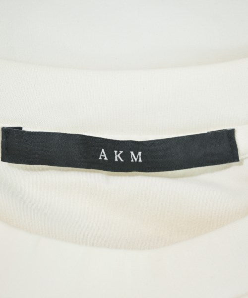 AKM เสื้อยืด/เสื้อท็อปส์