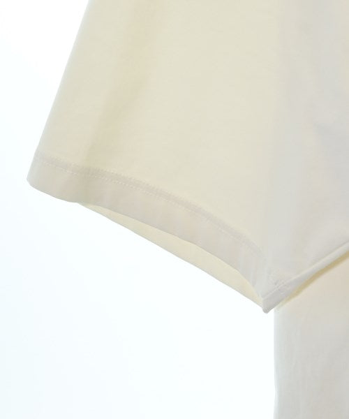 AKM เสื้อยืด/เสื้อท็อปส์