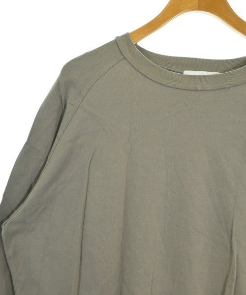 marka เสื้อยืด/เสื้อท็อปส์