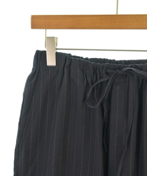 marka กางเกง อื่น