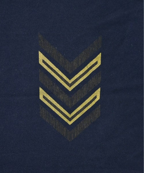 marka เสื้อยืด/เสื้อท็อปส์