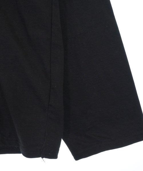 marka เสื้อยืด/เสื้อท็อปส์