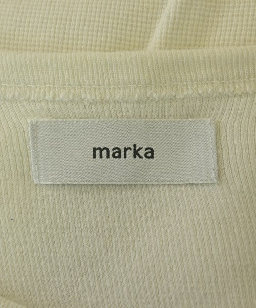 marka เสื้อยืด/เสื้อท็อปส์