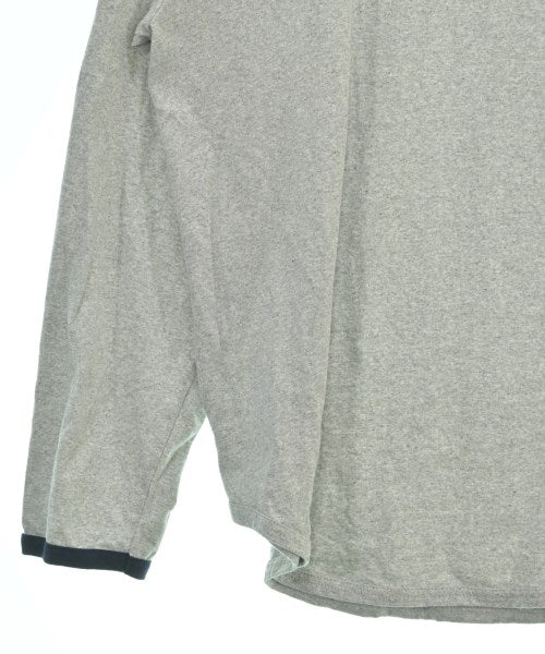 marka เสื้อยืด/เสื้อท็อปส์