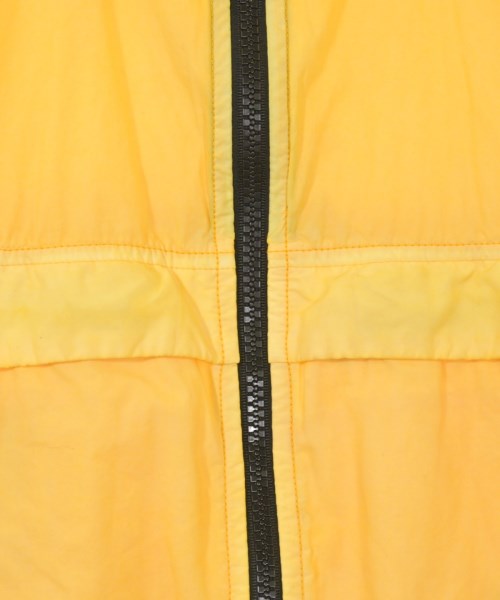STONE ISLAND เสื้อพาร์กาภูเขา