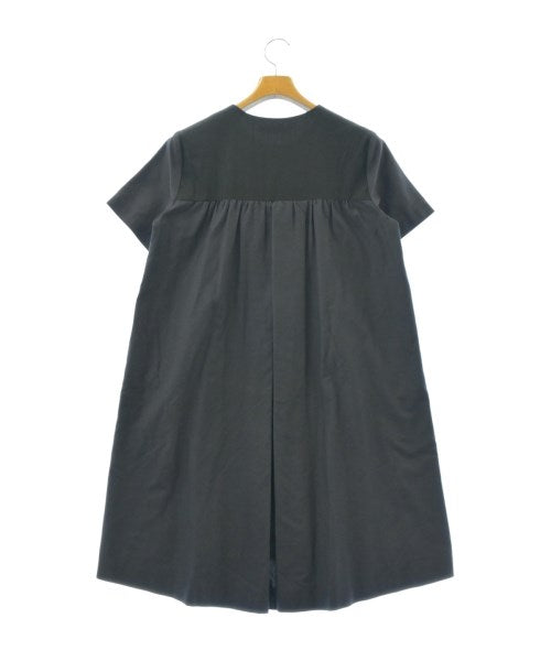 petite robe noire เดรสที่เป็นเสื้อเชิ้ตตัวยาว