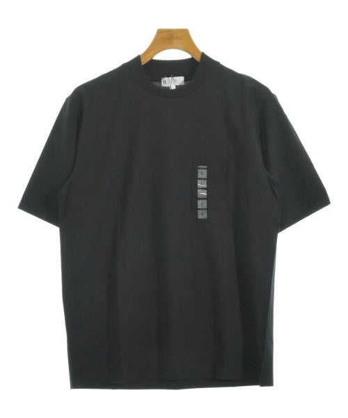 UNIVERSAL LANGUAGE เสื้อยืด/เสื้อท็อปส์