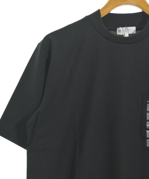 UNIVERSAL LANGUAGE เสื้อยืด/เสื้อท็อปส์