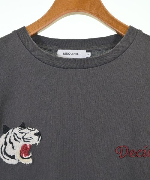 niko and... เสื้อยืด/เสื้อท็อปส์