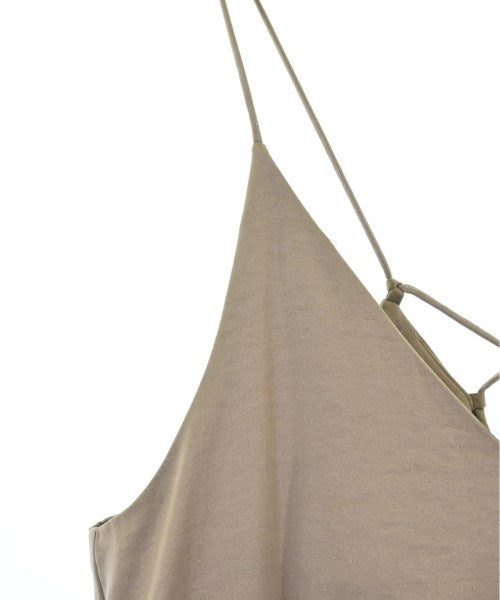 Kastane ชุดเดรส