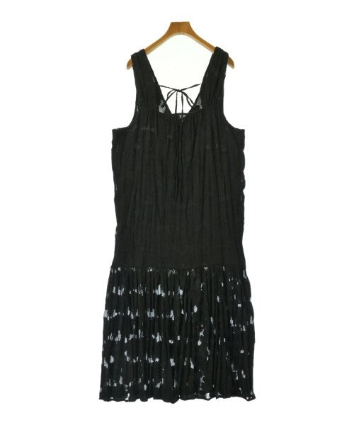 Kastane ชุดเดรส