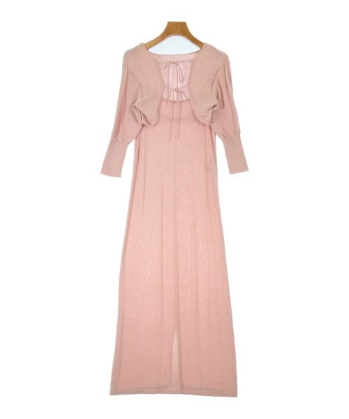 Kastane ชุดเดรส