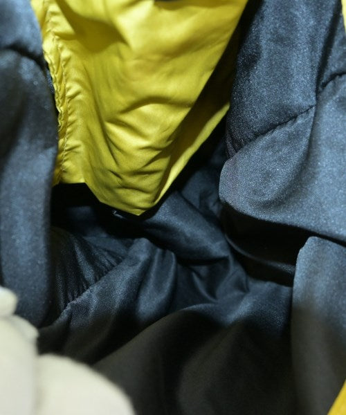 Kastane กระเป๋าถือ