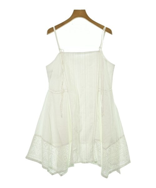 Kastane ชุดเดรส
