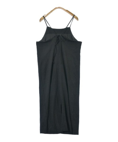 Kastane ชุดเดรส