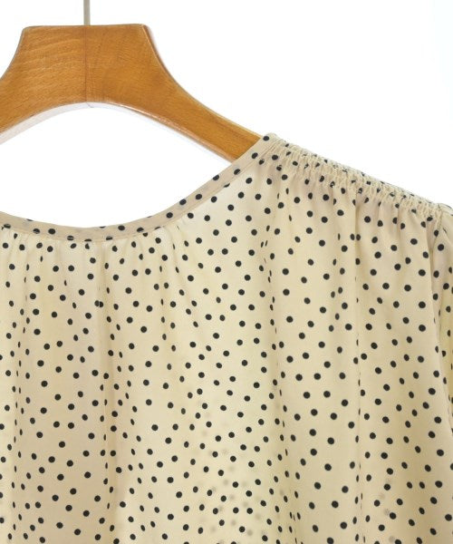 Te chichi เสื้อสตรี