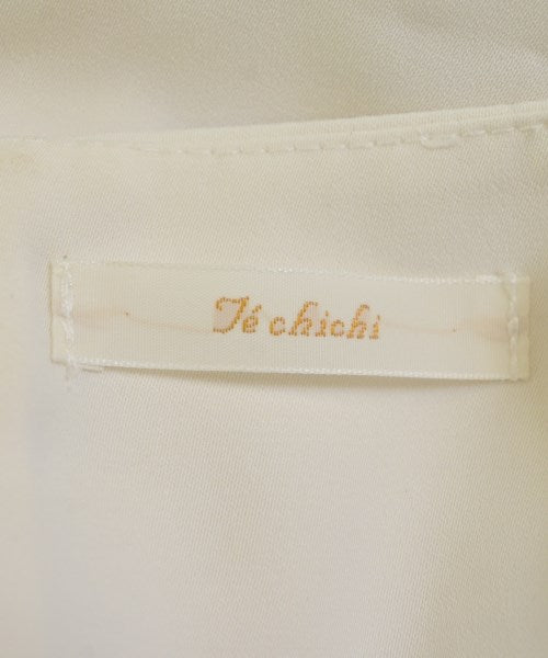 Te chichi เสื้อสตรี