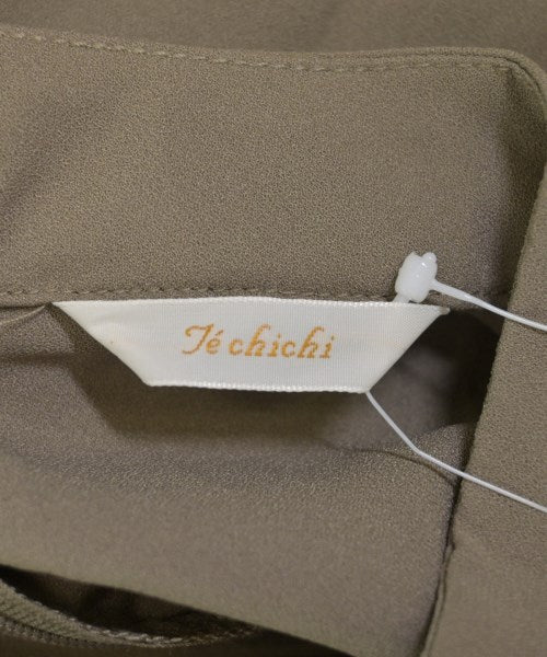 Te chichi เสื้อสตรี