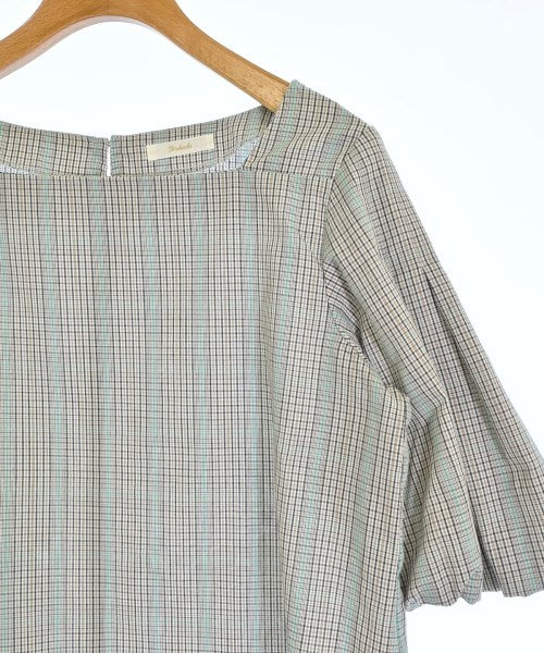 Te chichi เสื้อสตรี