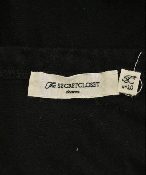The SECRETCLOSET เสื้อยืด/เสื้อท็อปส์