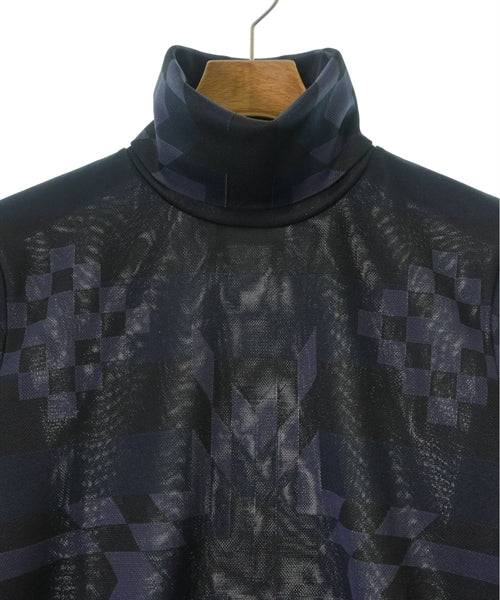 TAKAHIROMIYASHITATheSoloist. เสื้อยืด/เสื้อท็อปส์