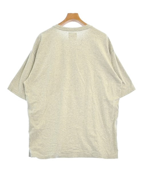 TAKAHIROMIYASHITATheSoloist. เสื้อยืด/เสื้อท็อปส์