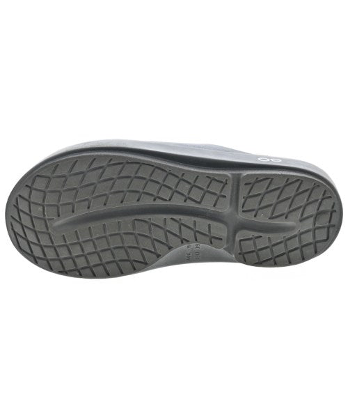 TAKAHIROMIYASHITATheSoloist. รองเท้าแตะ