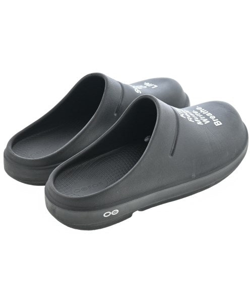 TAKAHIROMIYASHITATheSoloist. รองเท้าแตะ