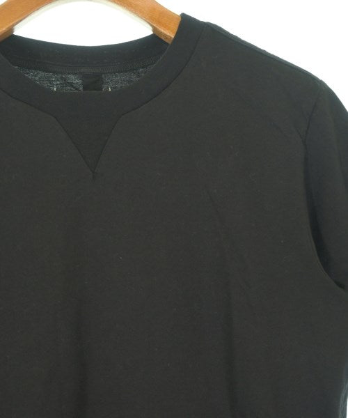 TAKAHIROMIYASHITATheSoloist. เสื้อยืด/เสื้อท็อปส์
