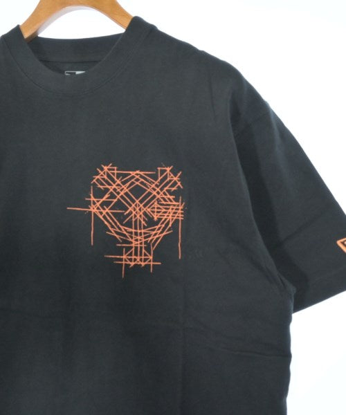 TAKAHIROMIYASHITATheSoloist. เสื้อยืด/เสื้อท็อปส์