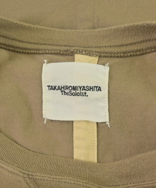 TAKAHIROMIYASHITATheSoloist. เสื้อยืด/เสื้อท็อปส์