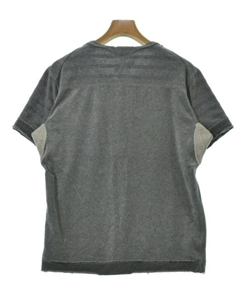 TAKAHIROMIYASHITATheSoloist. เสื้อยืด/เสื้อท็อปส์