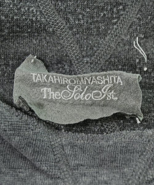 TAKAHIROMIYASHITATheSoloist. เสื้อยืด/เสื้อท็อปส์