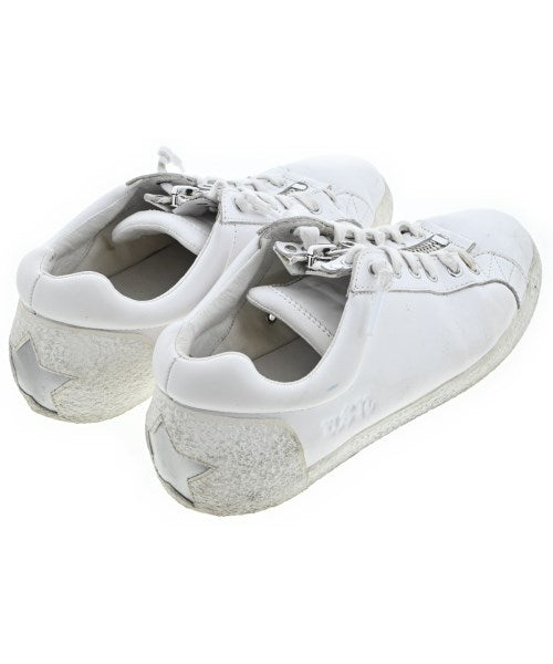 Ash รองเท้าผ้าใบ