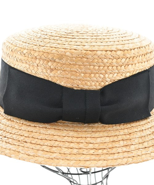 override หมวกฟาง